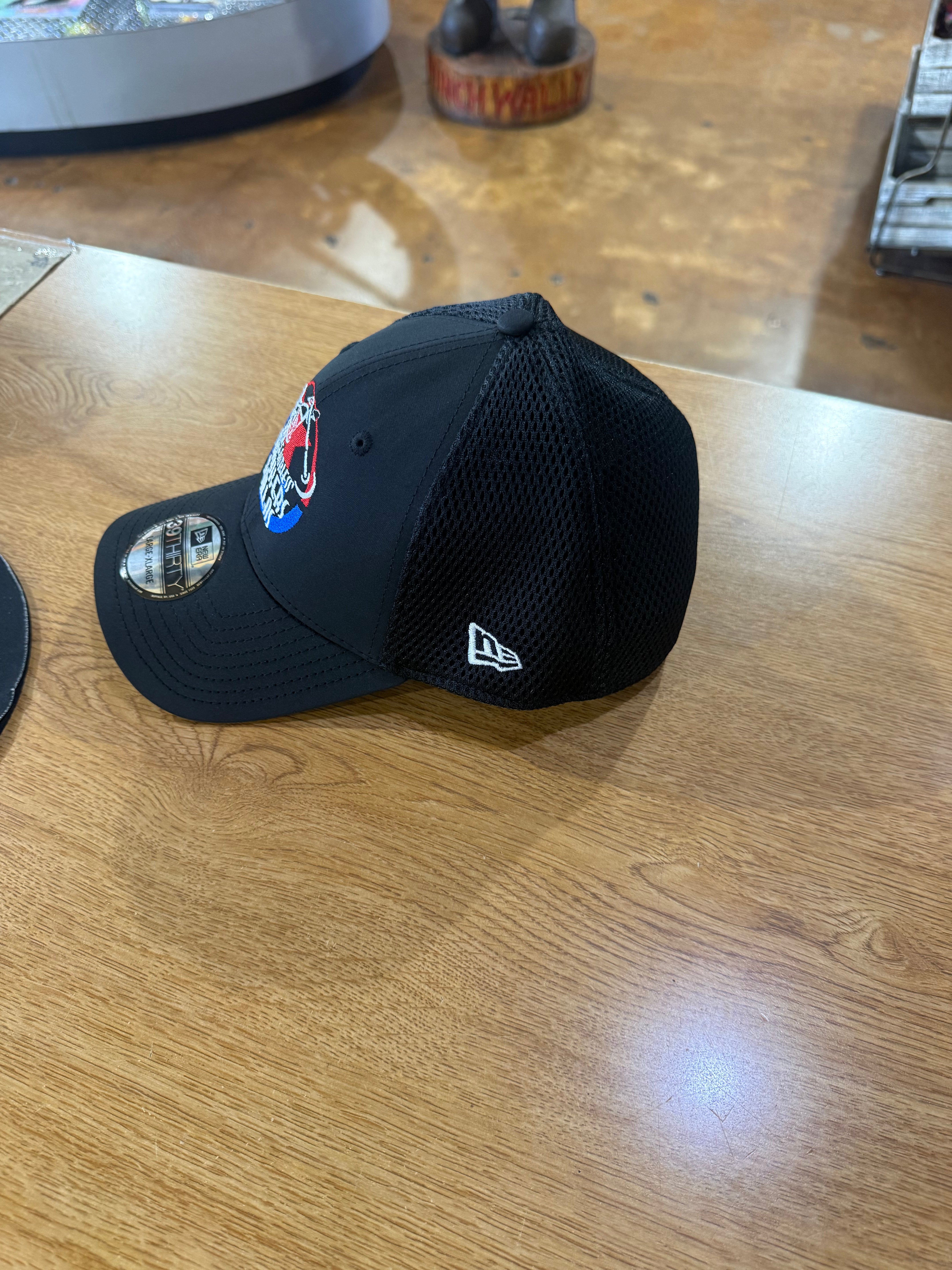 New Era 39THIRTY Mesh Hat – Black